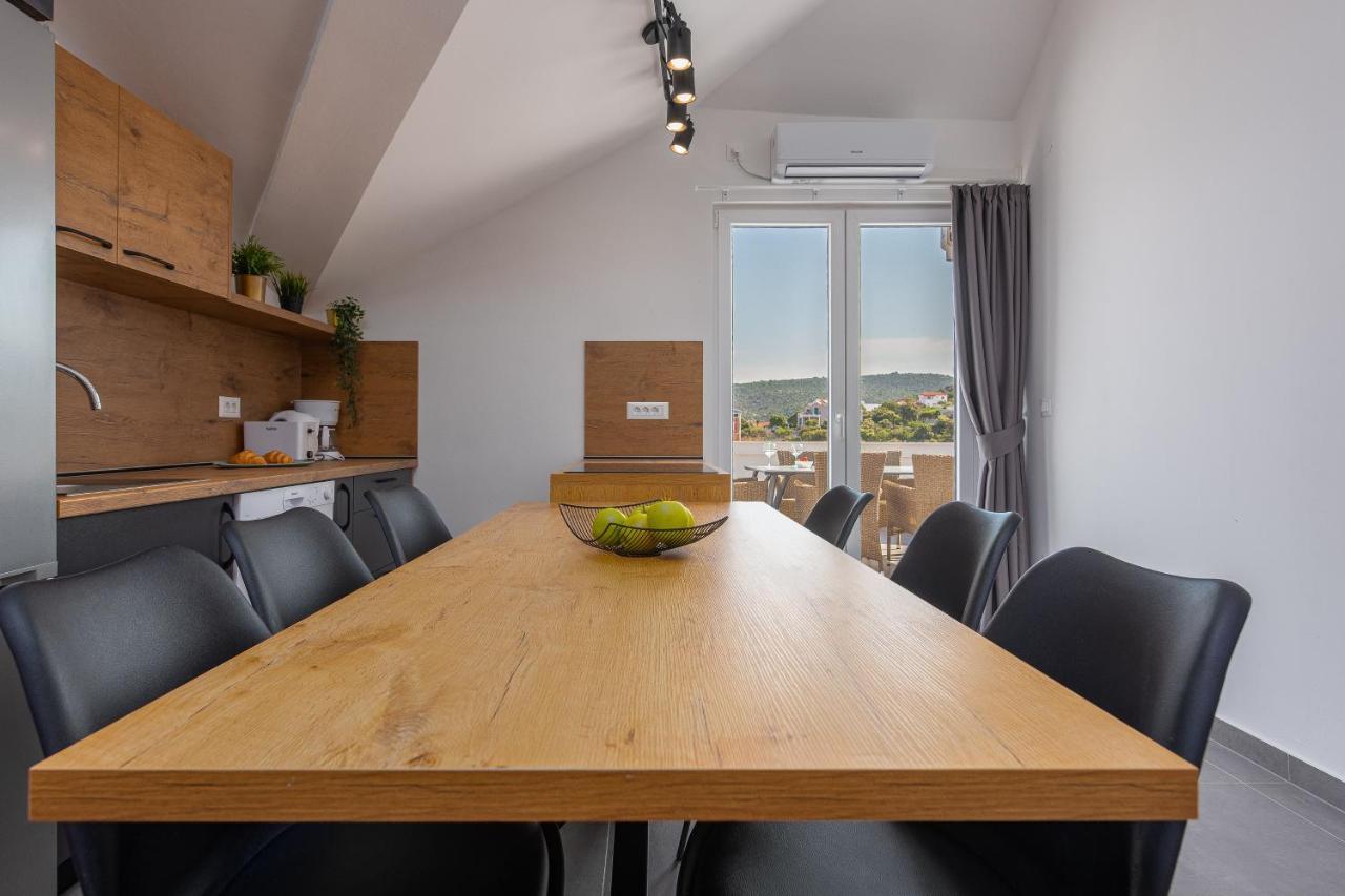 Villa Mona Apartments Razanj Ngoại thất bức ảnh