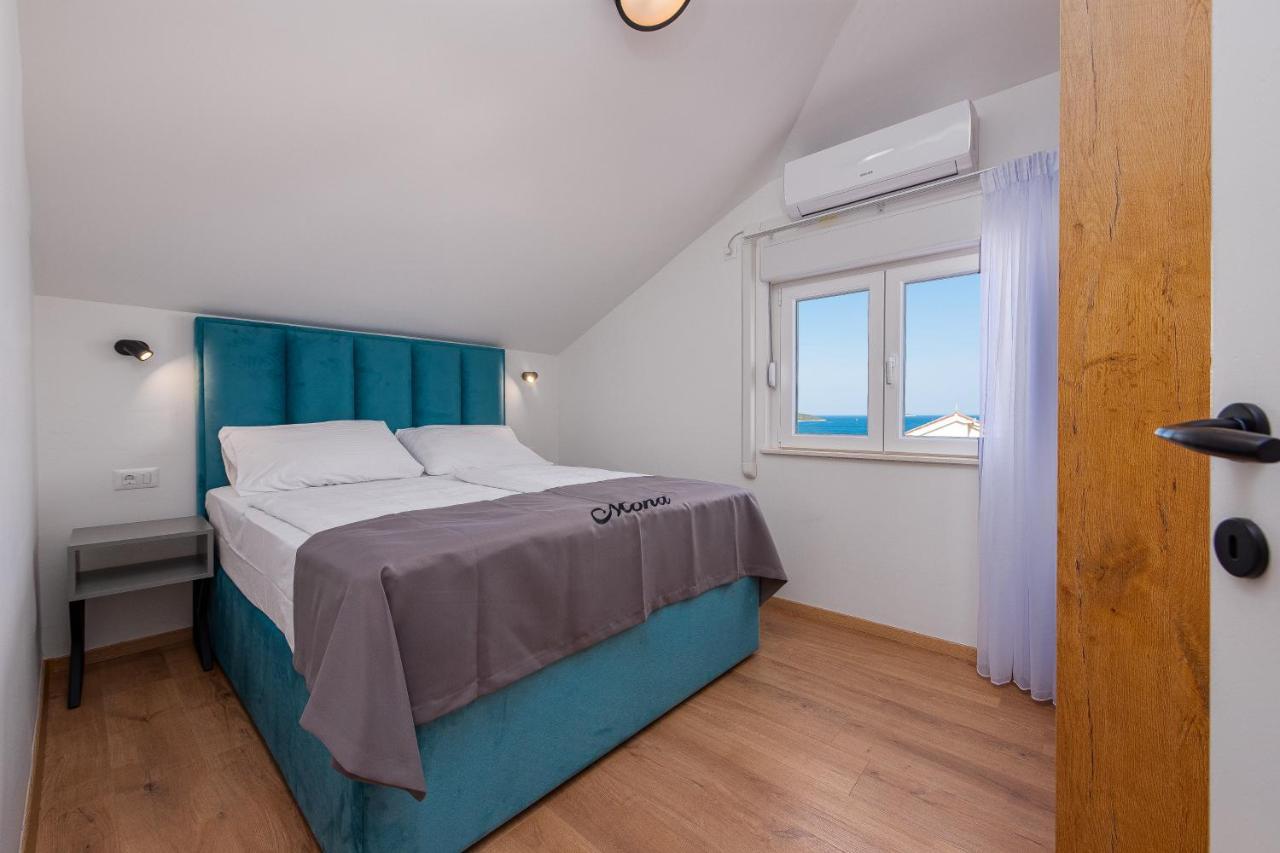 Villa Mona Apartments Razanj Ngoại thất bức ảnh