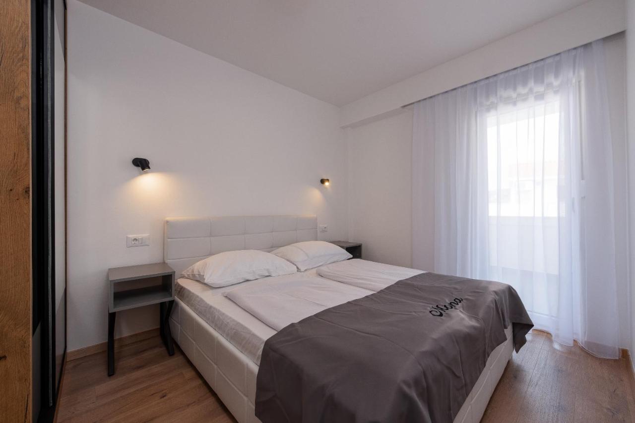 Villa Mona Apartments Razanj Ngoại thất bức ảnh