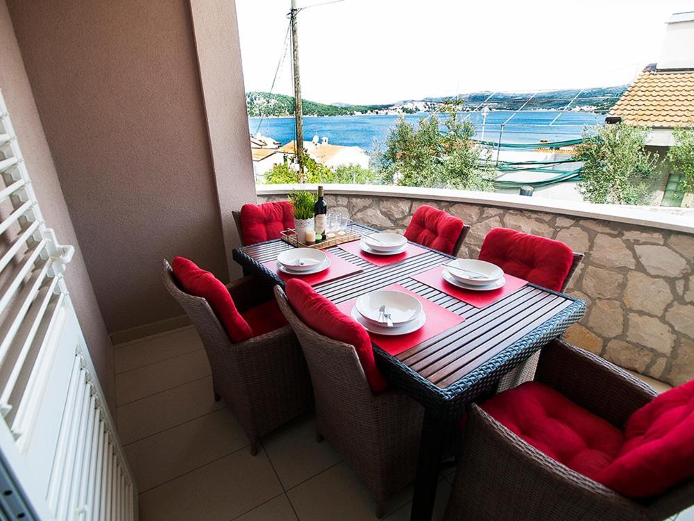 Villa Mona Apartments Razanj Ngoại thất bức ảnh